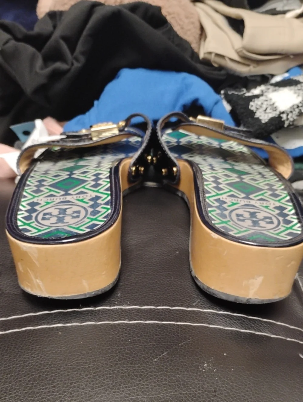 TORY BURCH DIXON NAVY & GREEN PATENT LOGO SLIDE SANDALS EXCELLENT CONDITION